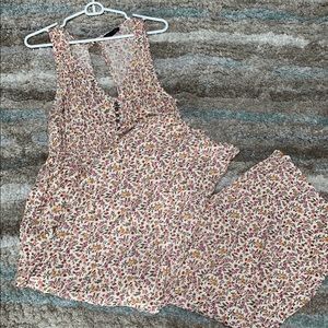 New American Eagle Floral Romper 🌼